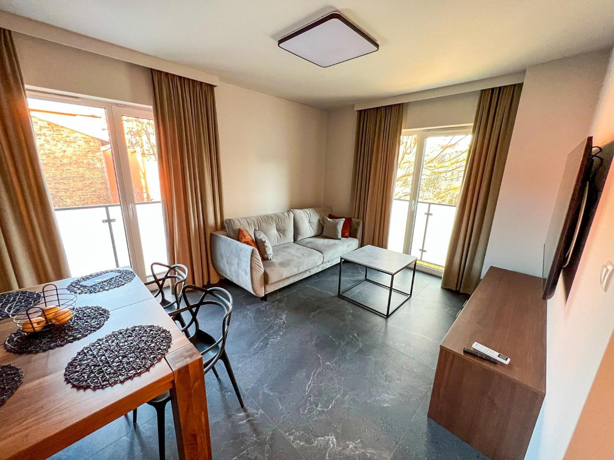 זיילונה גאורה Apartamenty Centrum Park Twardowskiego 4 מראה חיצוני תמונה